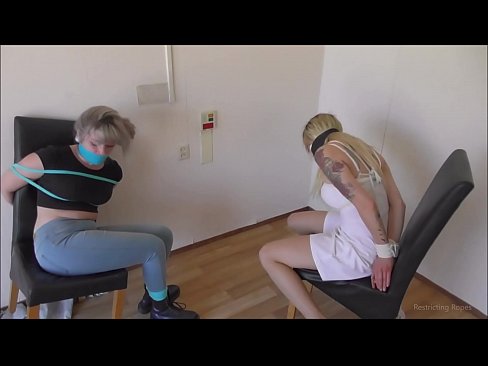 ❤️ Пристрастен / с вързани ръце и уста / девойка в беда Порн видео в bg.pornma-com.ru
